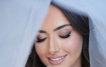 زارا نیکمنش Zara Nikmanesh
