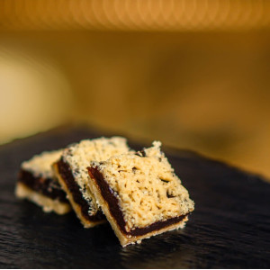 فروشگاه لیونز سوییتس Livens Sweets - 2