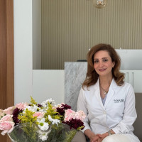 دکتر پریا مپر Dr Parya Maper