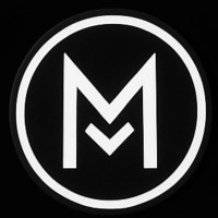 مونونوآر MONONOIRE