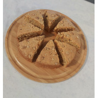کیک هویچ وگردو ۸ تیکه