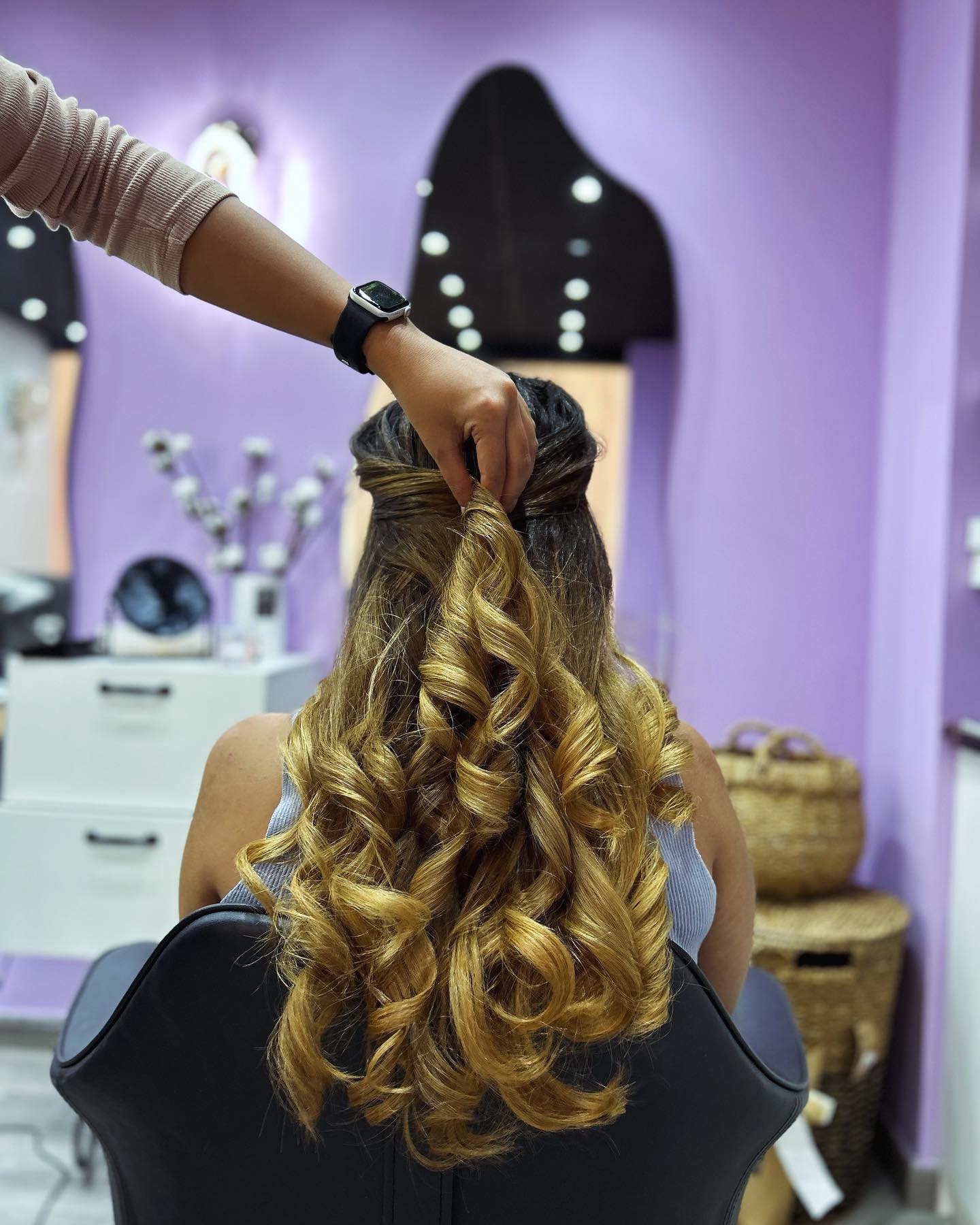 آرایشگاه زیبایی گیسو Saloon Beauty Gisoo