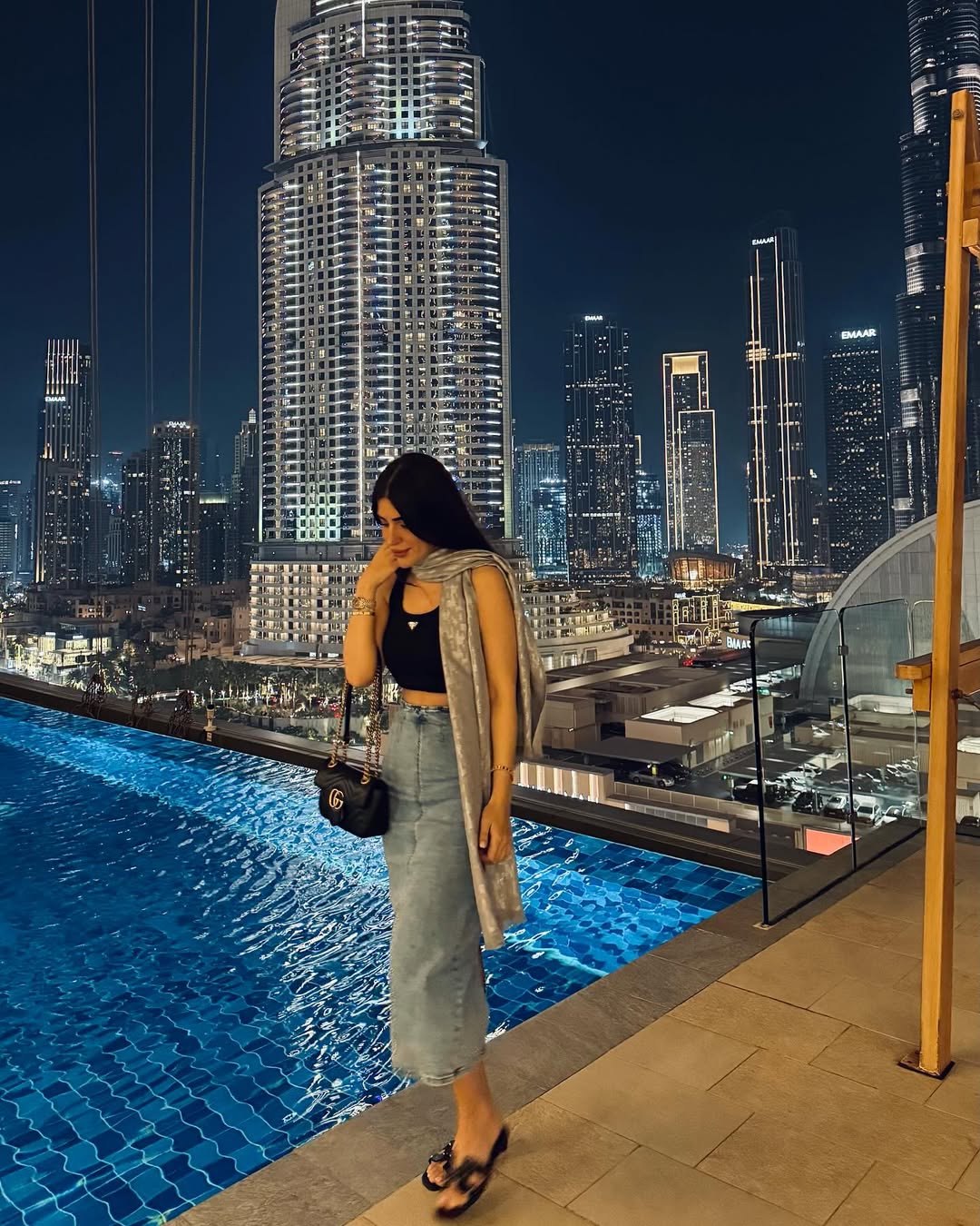 آتنا هنری Atena Honari