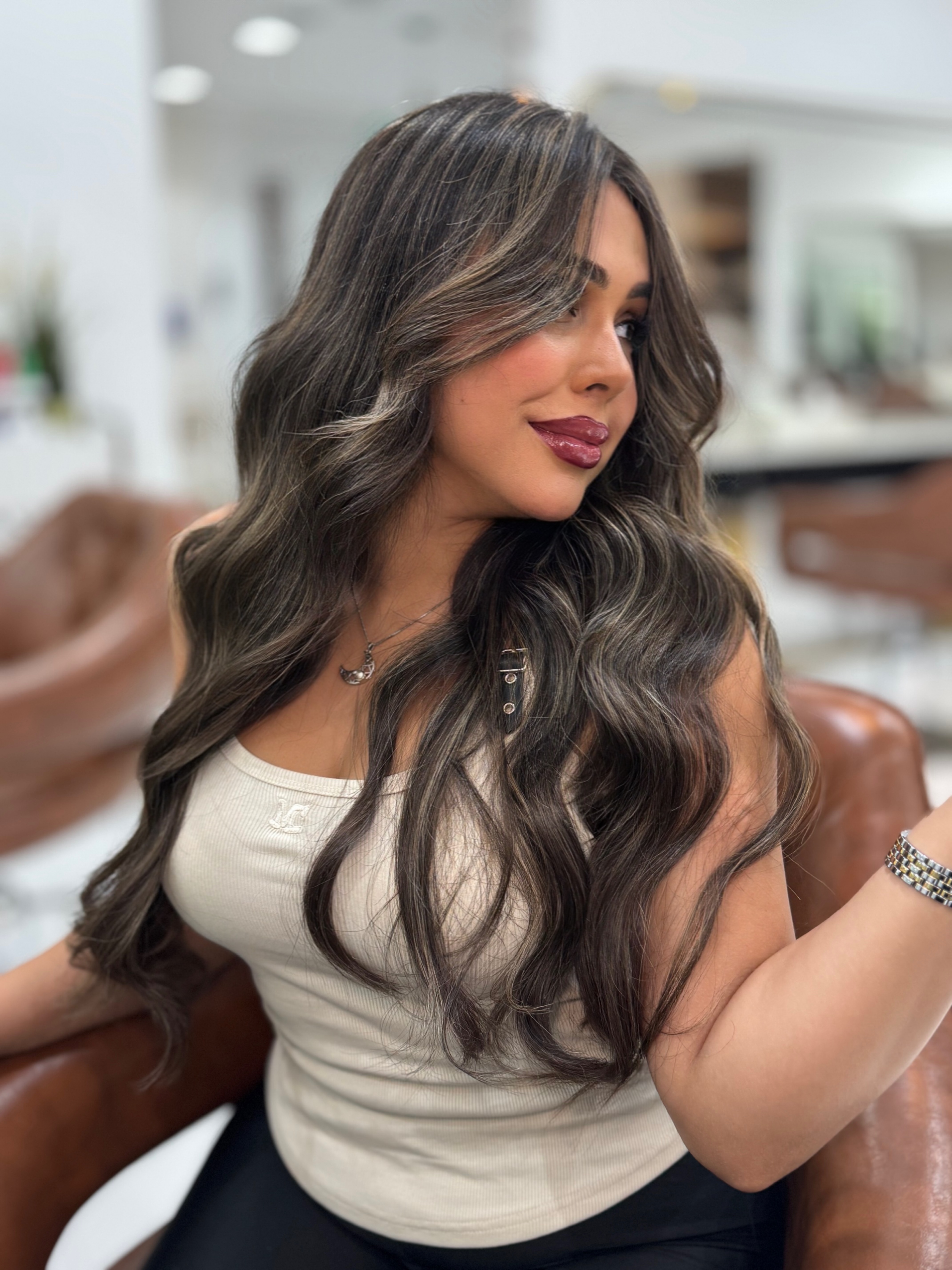 میکاپ ارتیست نیلوفر Makeup Artist Niloofar